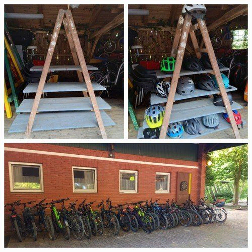 Collage: Holzregale für Helme, und Mountainbikes vor Ziegelgebäude aufgereiht.